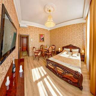 Гостиница Golden Palace  Санкт-Петербург Люкс-2